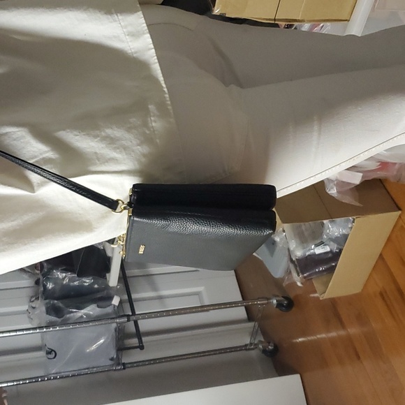 NWT Michael Kors JET SET TRAVEL Double Gusset Crossbody Pebble BLACK -Firm Price - Picture 9 of 15